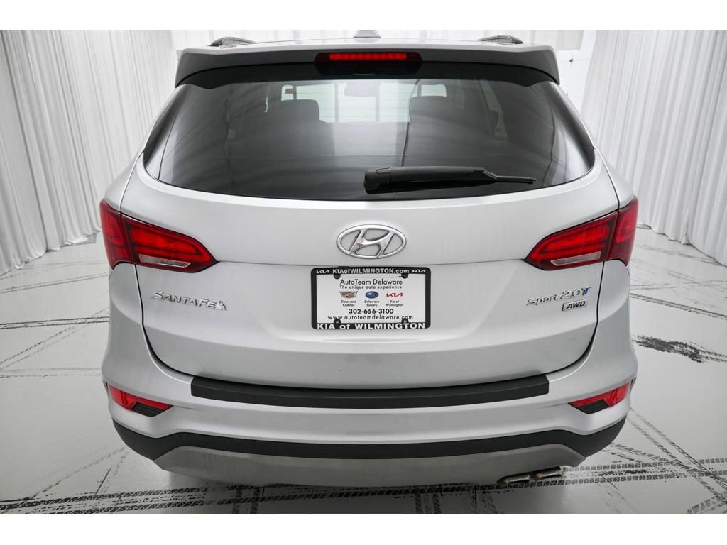 Used 2018 Hyundai Santa Fe Sport 2.0T w/ Cargo Package AWD/4WD image 6
