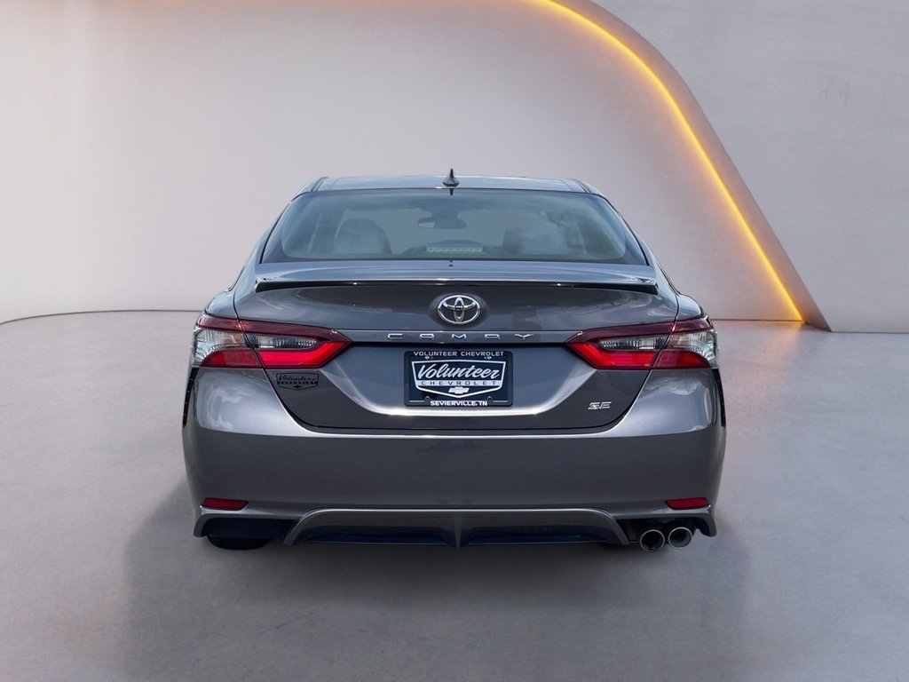 Used 2023 Toyota Camry SE image 6