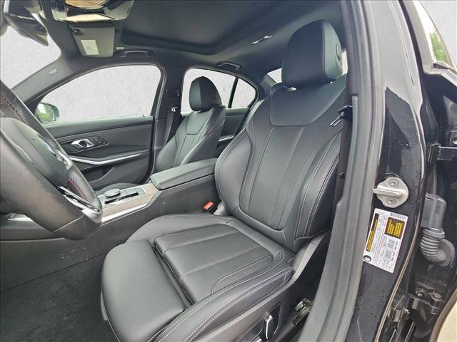 Used 2025 BMW M340i w/ Premium Package RWD image 15