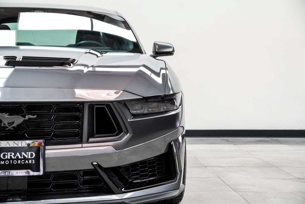 Used 2025 Ford Mustang Dark Horse RWD image 4