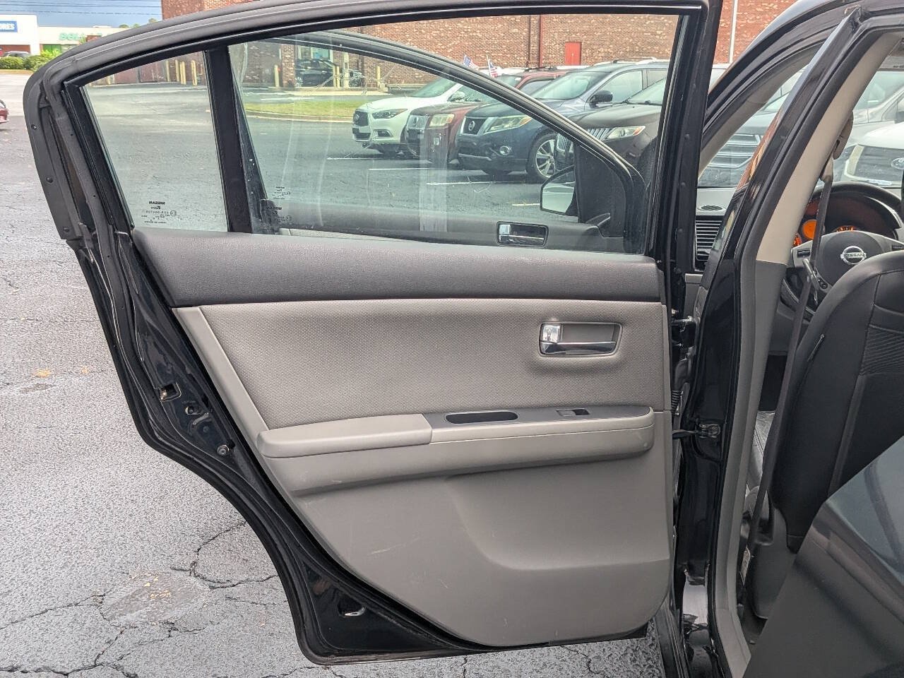 Used 2008 Nissan Sentra 2.0 SL w/ Sunroof Pkg FWD image 14