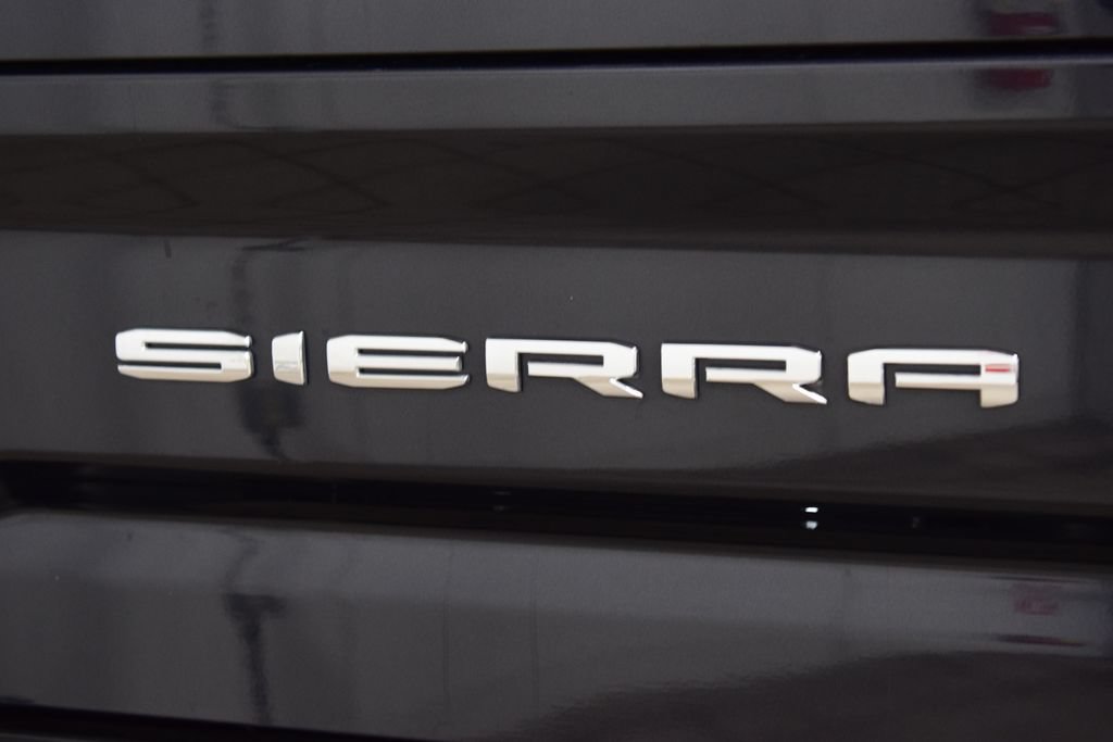 Used 2024 GMC Sierra 2500 AT4 w/ AT4 Premium Plus Package AWD/4WD image 27