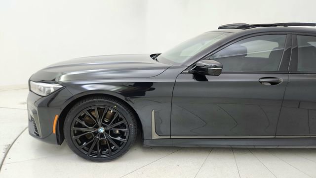 Used 2022 BMW 750i xDrive w/ Executive Package AWD/4WD image 9