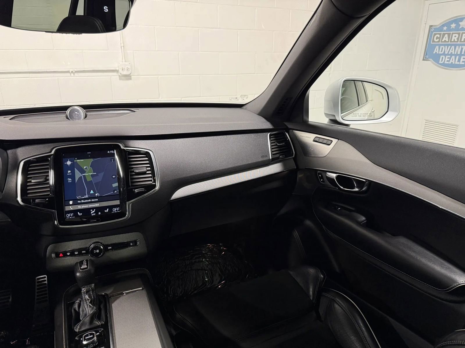 Used 2017 Volvo XC90 T6 R-Design w/ Vision Package AWD/4WD image 23