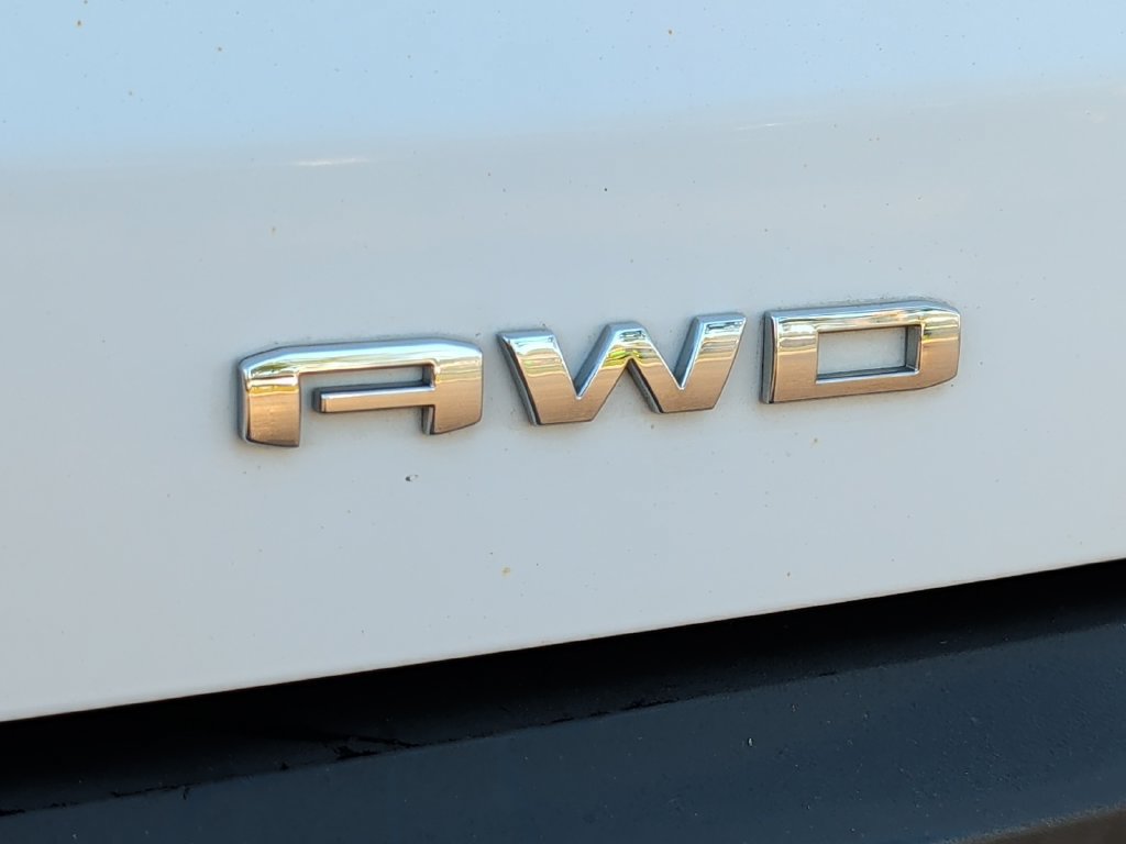 Used 2023 GMC Acadia SLT AWD/4WD image 45