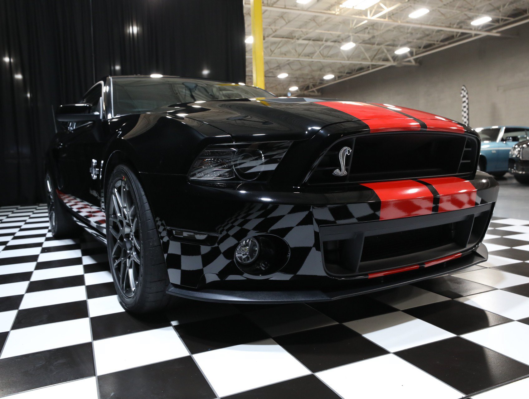 Used 2013 Ford Mustang Shelby GT500 RWD image 15