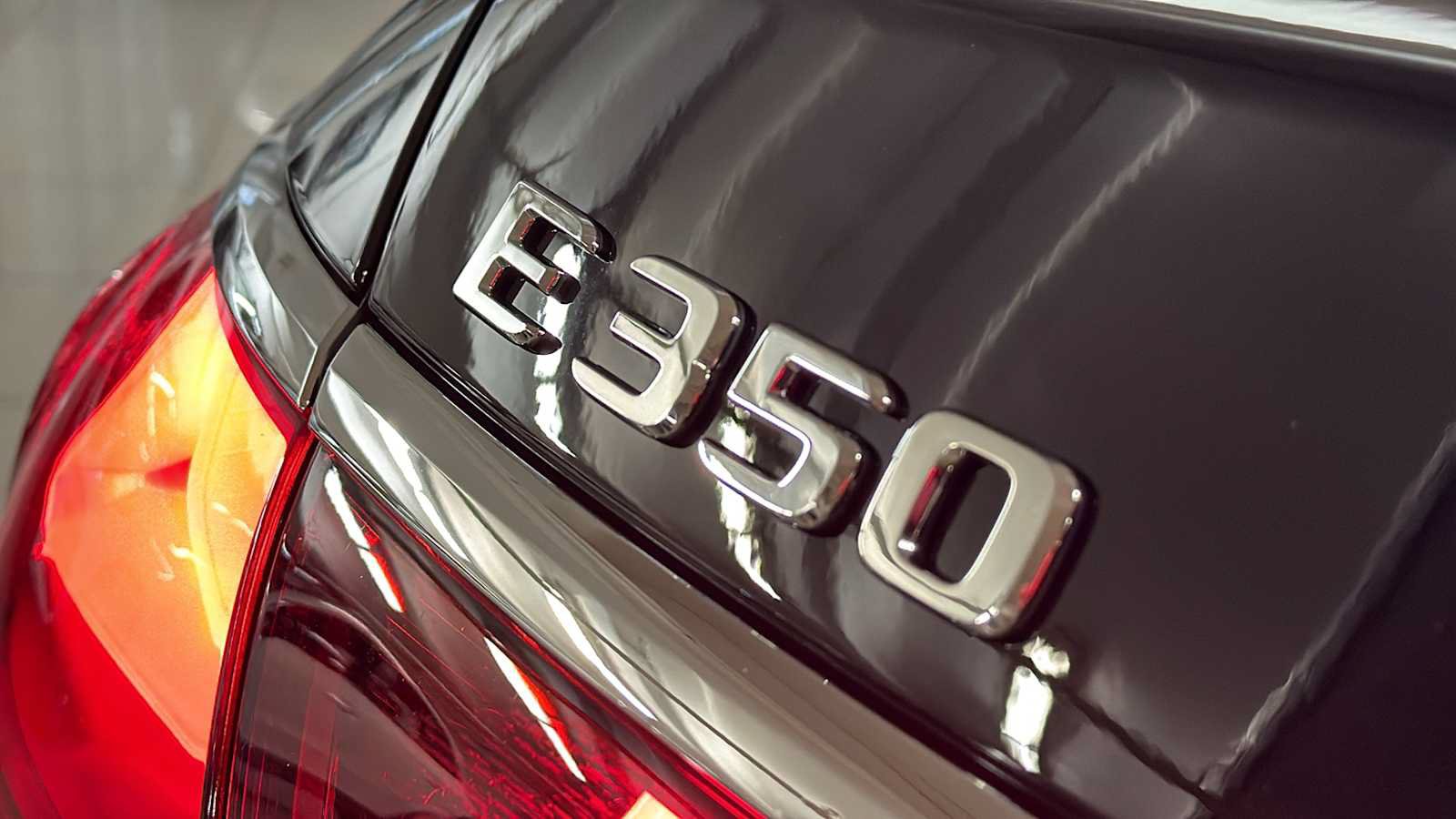 New 2027 Mercedes-Benz E 350 4MATIC Sedan image 9