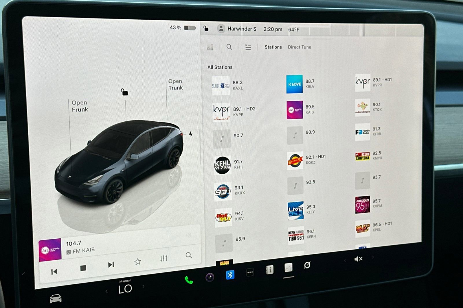Used 2025 Tesla Model Y Long Range image 19