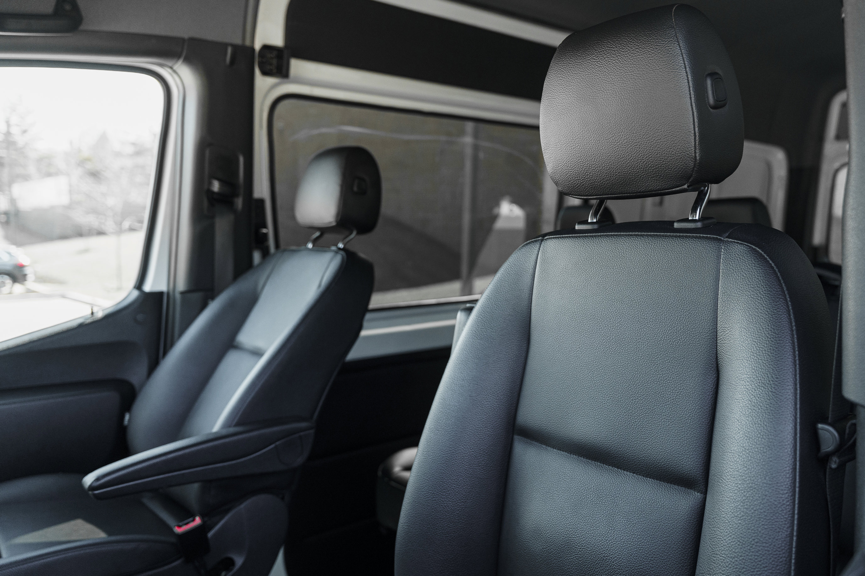 Used 2020 Mercedes-Benz Sprinter 2500 image 19