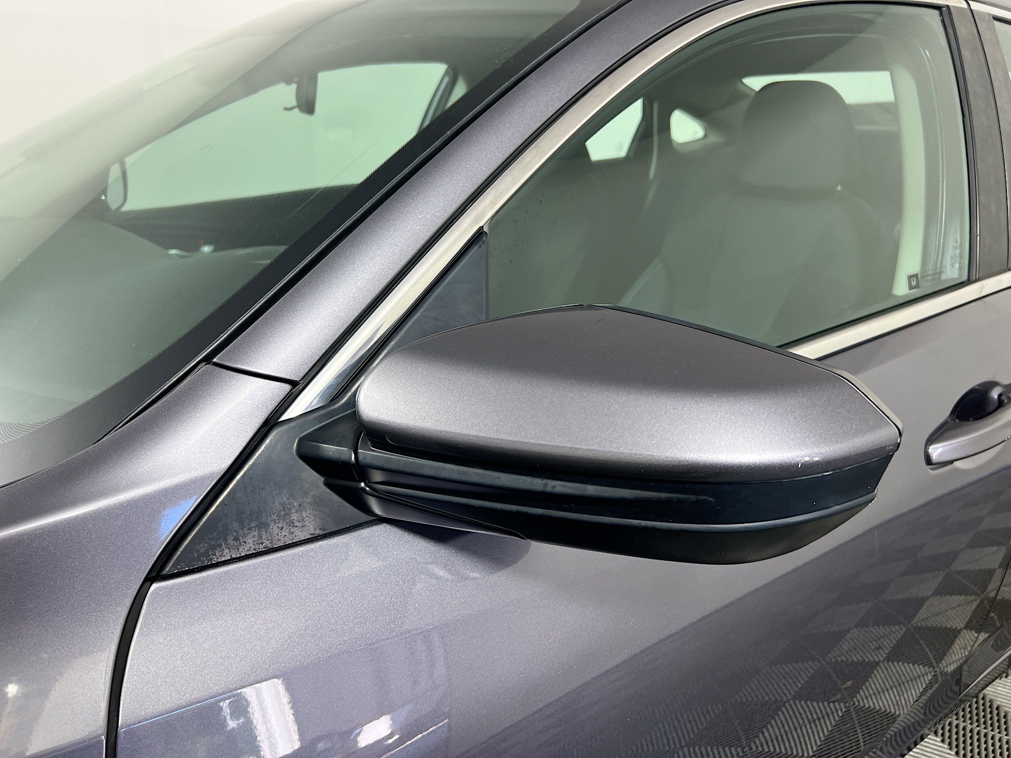 Used 2019 Honda Insight LX image 12