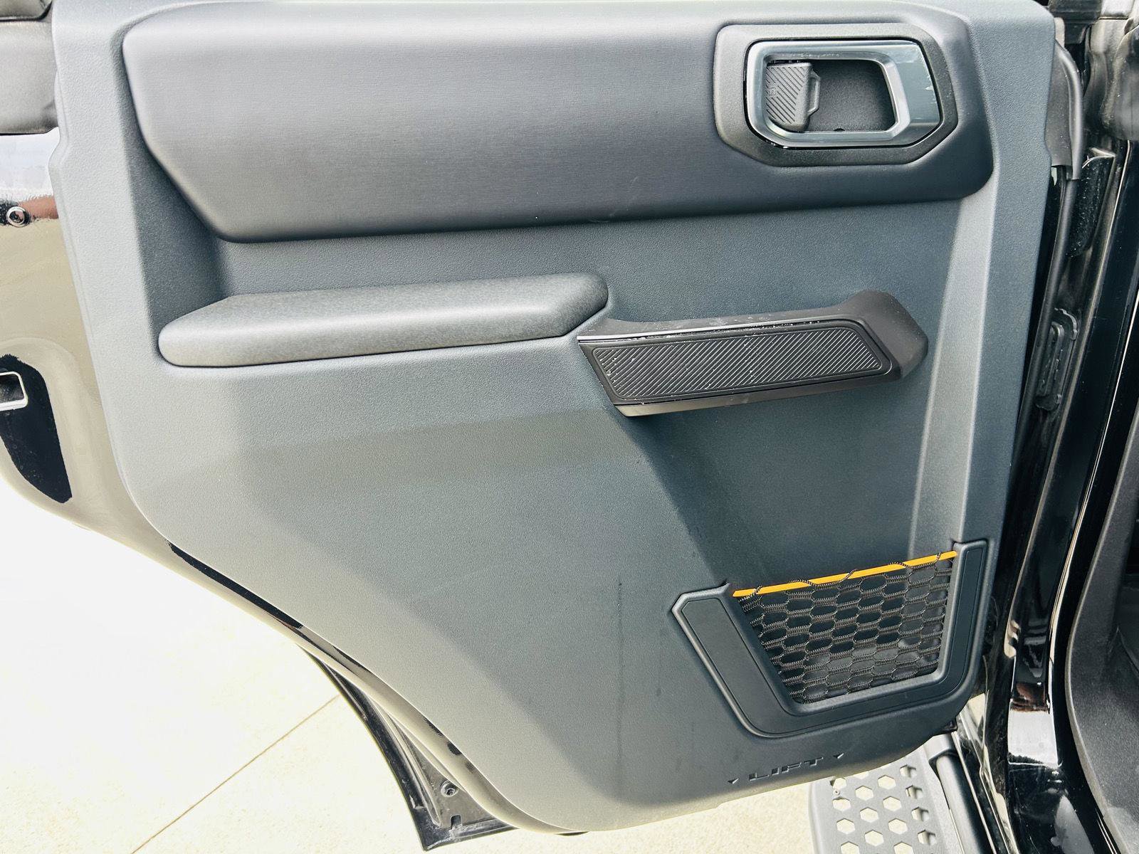 Used 2024 Ford Bronco Badlands image 27