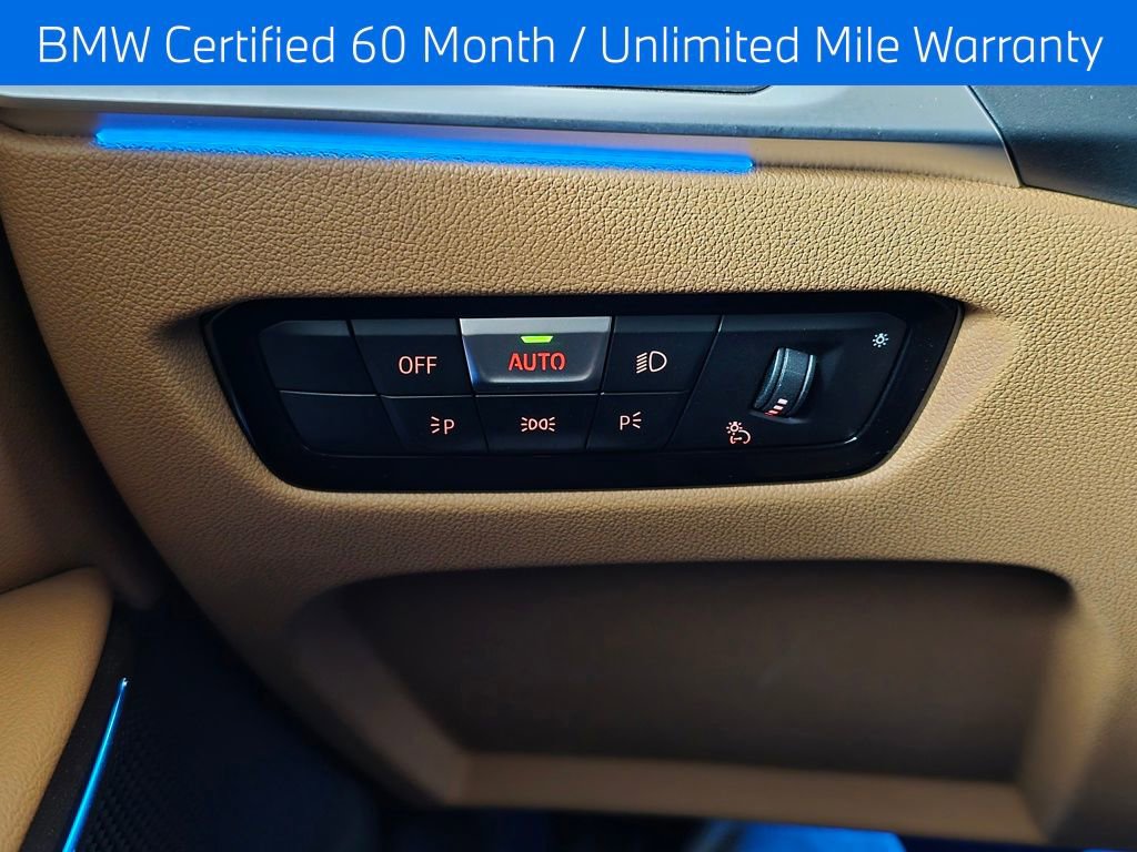 Certified 2023 BMW 330i xDrive Sedan w/ Premium Package AWD/4WD image 36