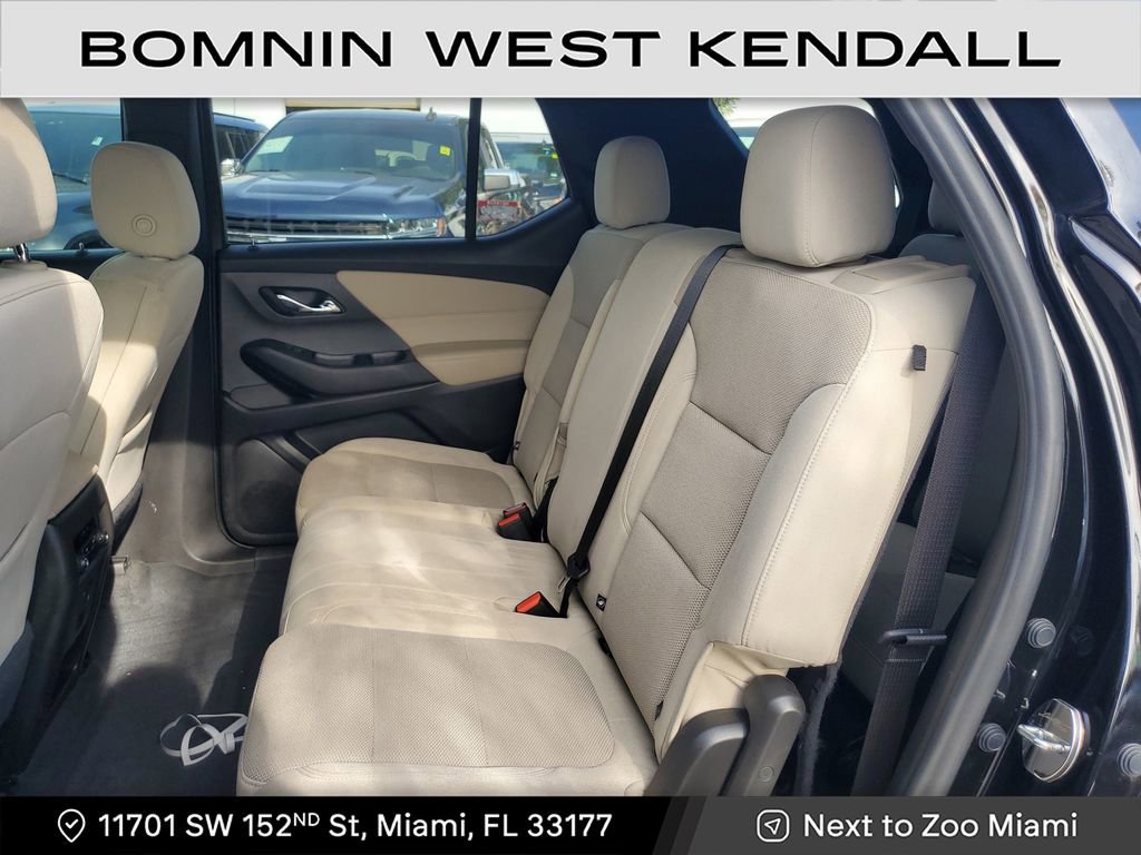 Used 2023 Chevrolet Traverse LS w/ Safety Package image 16