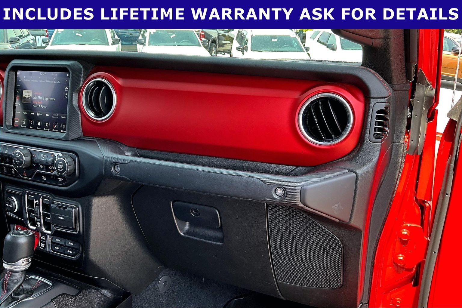 Used 2022 Jeep Gladiator Rubicon w/ LED Lighting Group AWD/4WD image 13