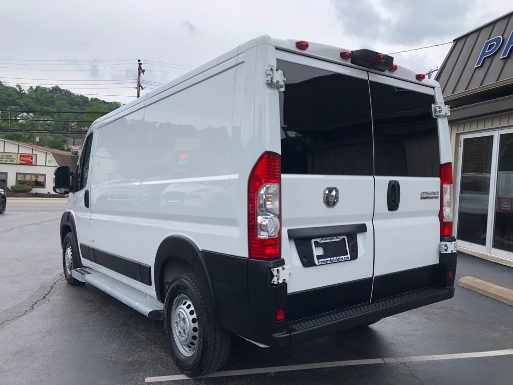 Used 2025 RAM ProMaster 2500 w/ U-Haul Equipment Group FWD image 4
