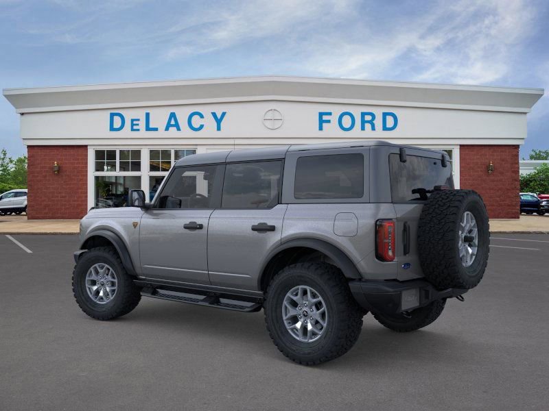 New 2025 Ford Bronco Badlands image 4