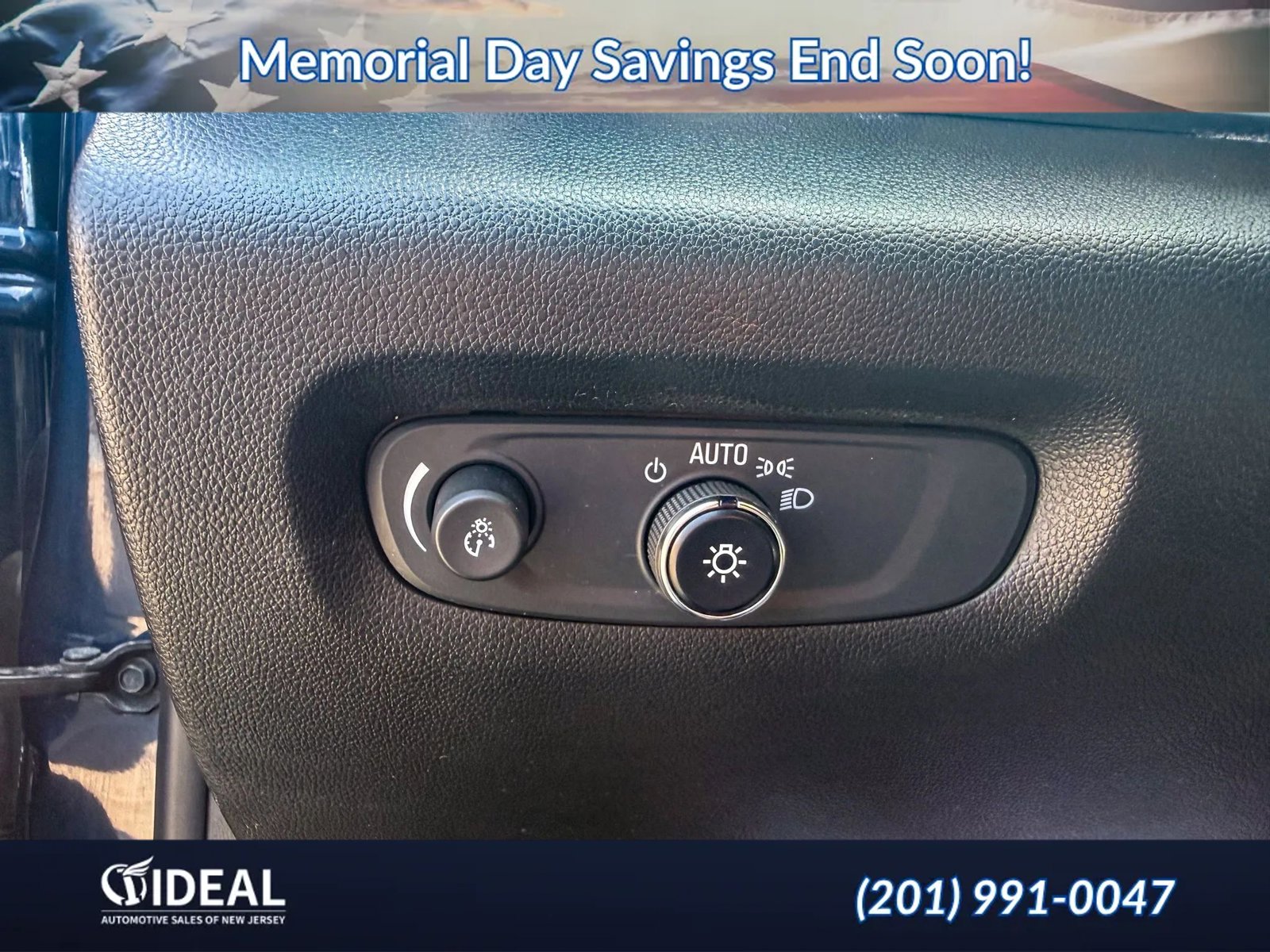 Used 2022 Chevrolet Traverse LS FWD image 26