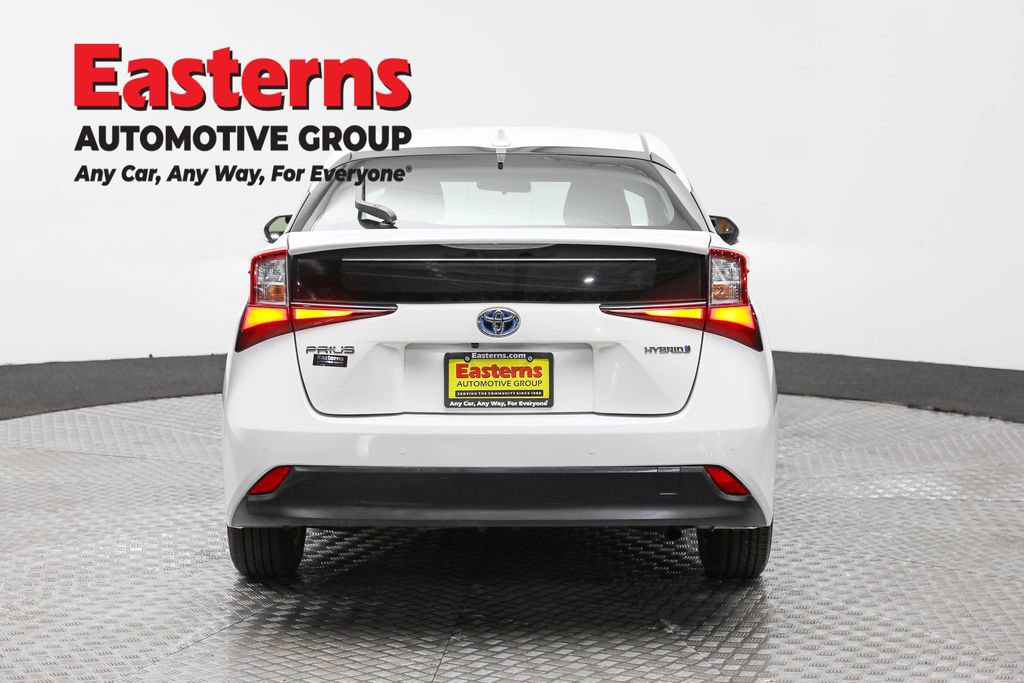 Used 2022 Toyota Prius LE image 6