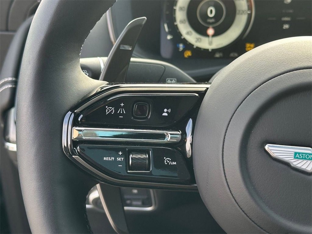 New 2026 Aston Martin DBX 707 image 19