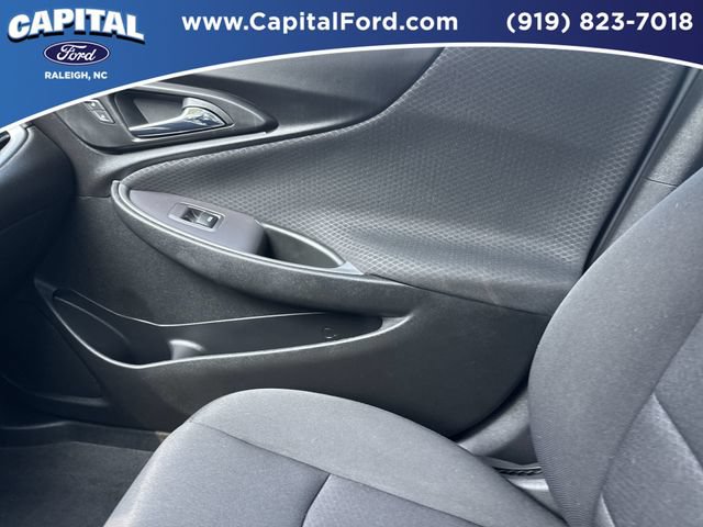 Used 2021 Chevrolet Malibu RS FWD image 28
