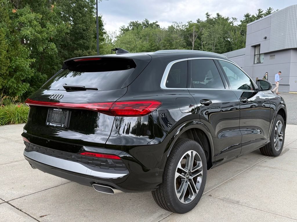 Used 2025 Audi Q5 Premium w/ Convenience Package AWD/4WD image 11