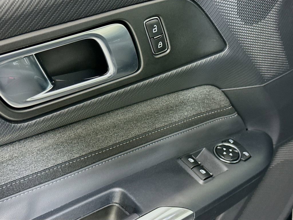 Used 2025 Ford Mustang EcoBoost image 17