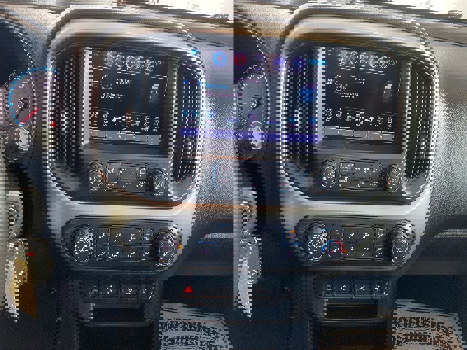 Used 2018 Chevrolet Colorado LT w/ Redline Special Edition image 7