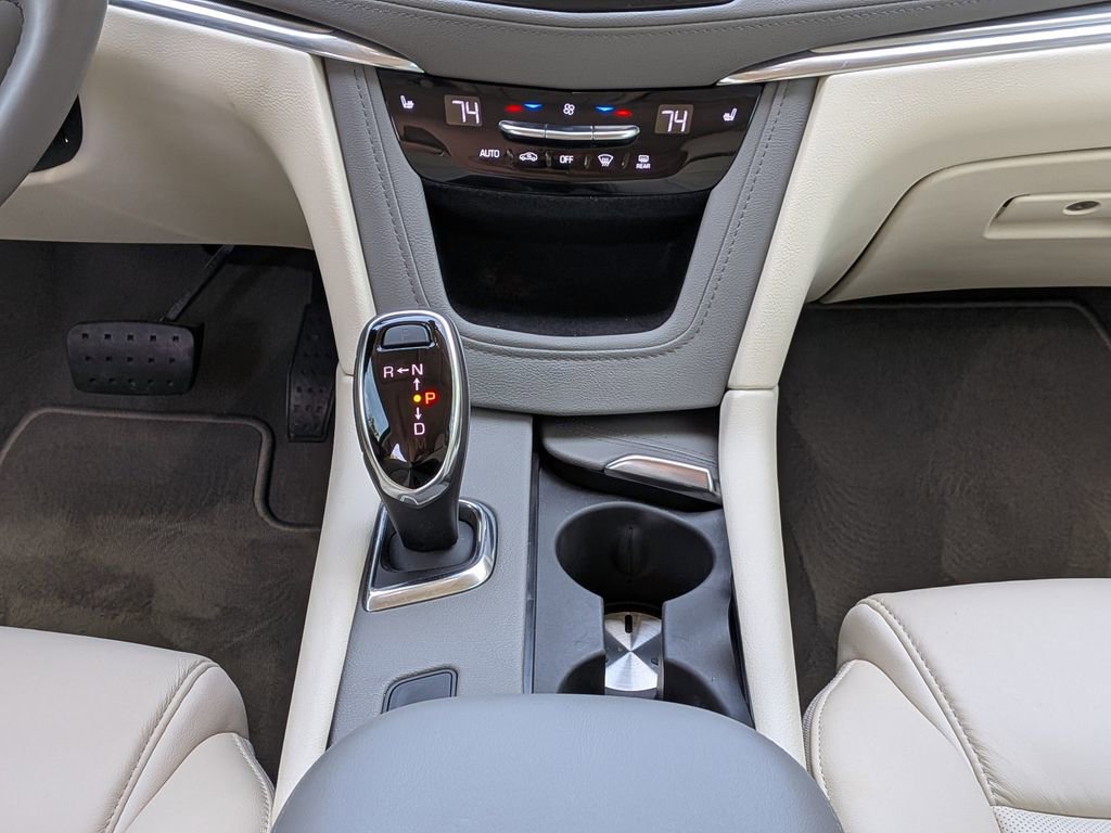 Used 2019 Cadillac XT5 Luxury image 29