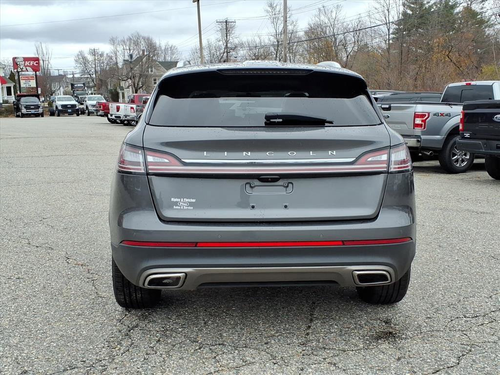 Used 2023 Lincoln Nautilus Reserve w/ Monochromatic Package image 6