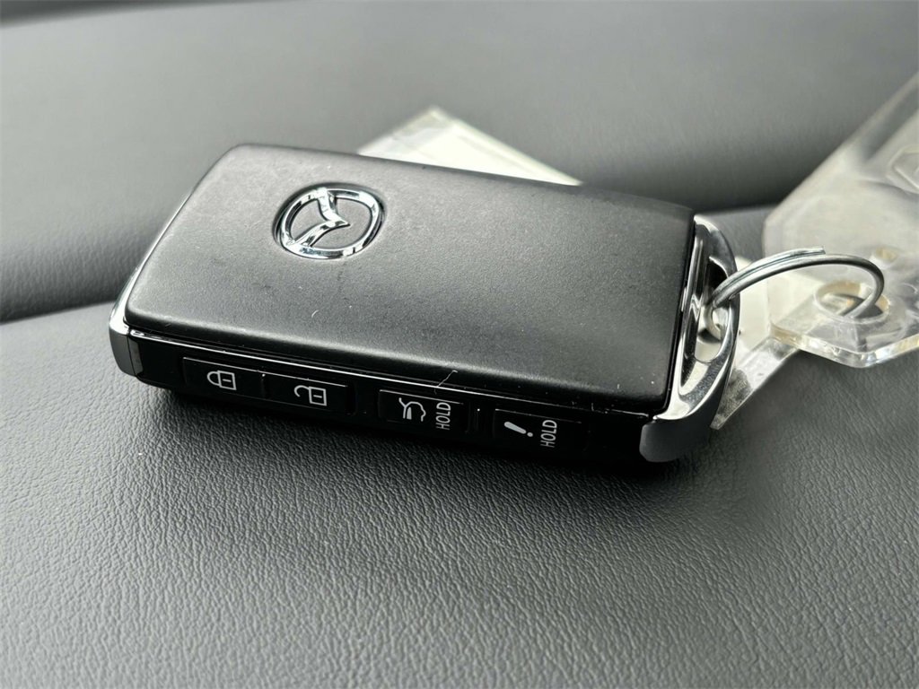 New 2025 MAZDA CX-70 Plug-In Hybrid w/ Premium Pkg image 28