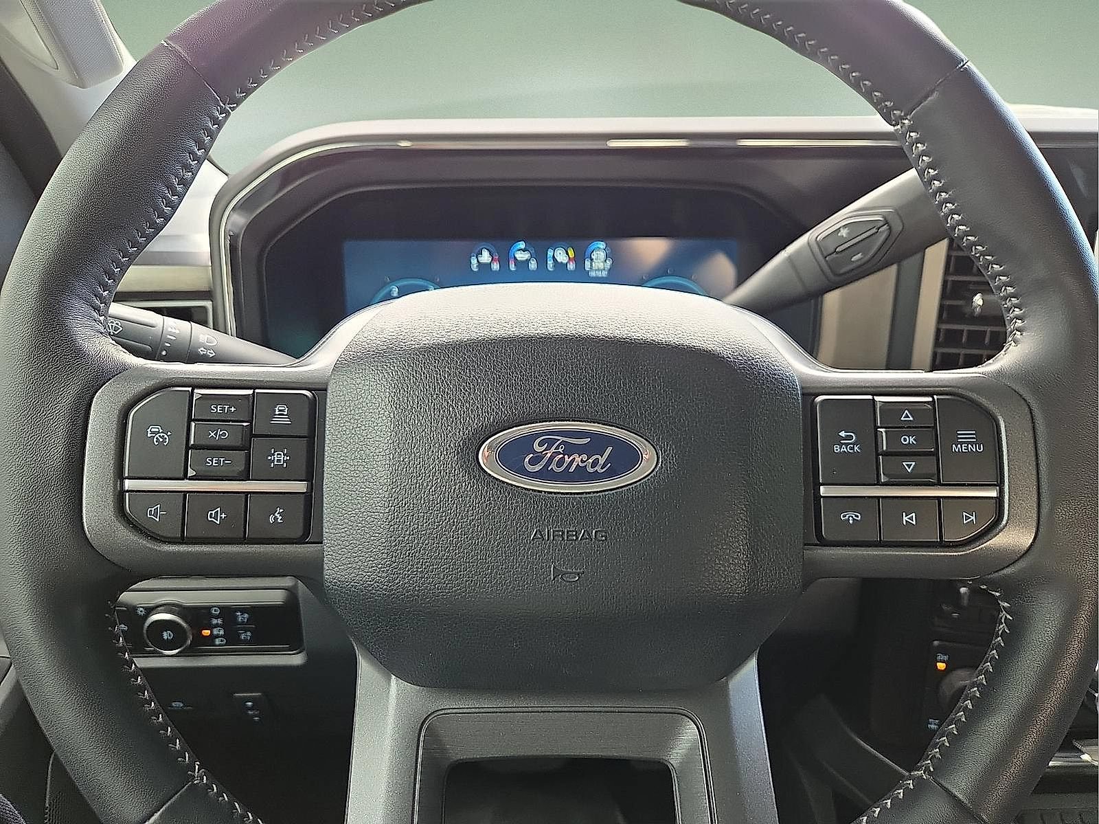 Used 2024 Ford F250 Lariat w/ Lariat Ultimate Package AWD/4WD image 24