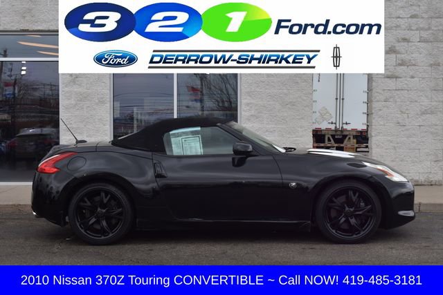Used 2010 Nissan 370Z Touring w/ Sport Pkg image 3