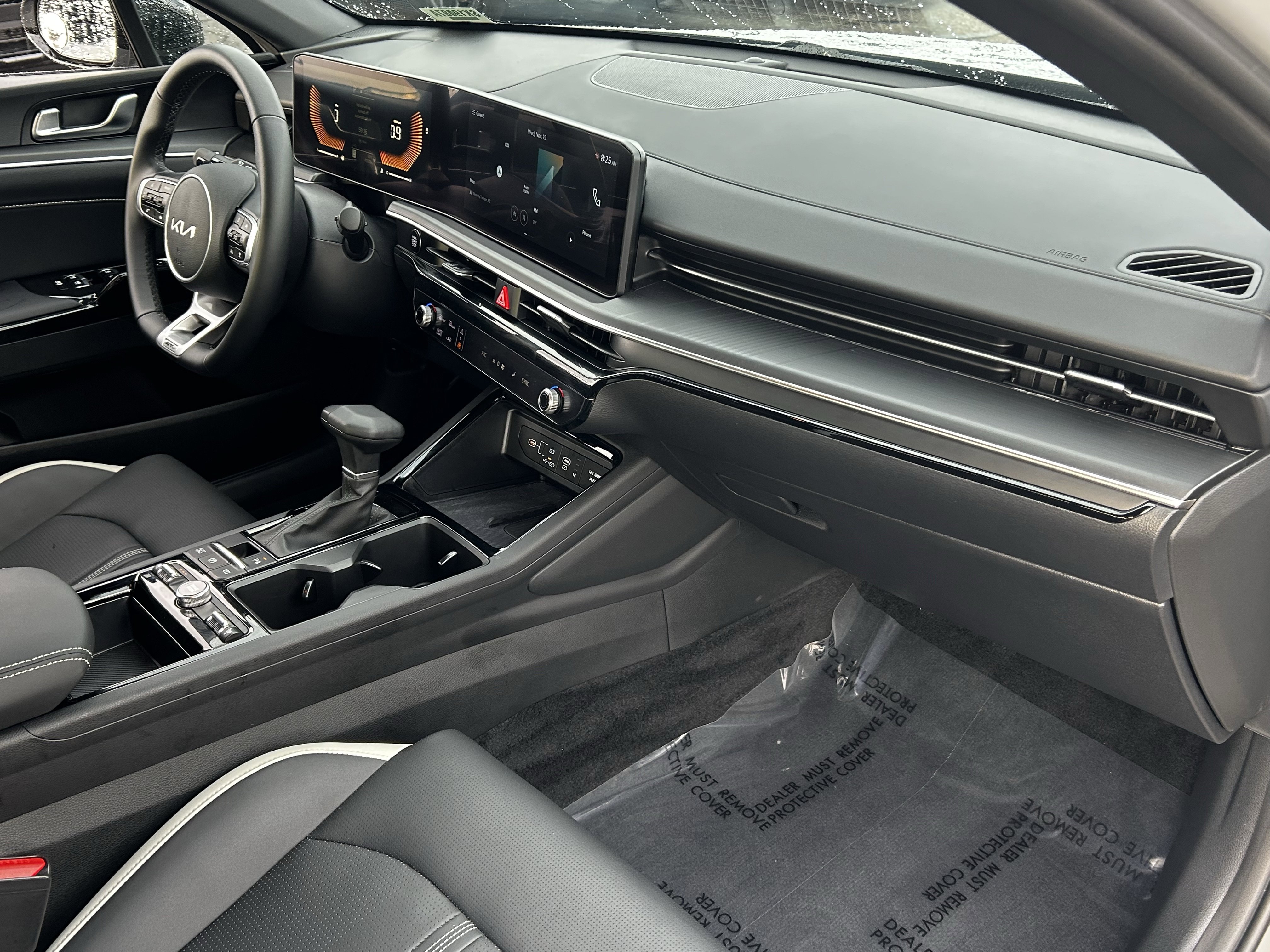 Used 2025 Kia K5 GT-Line image 11