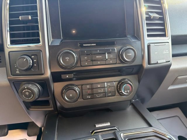 Used 2016 Ford F150 XLT w/ Equipment Group 302A Luxury AWD/4WD image 12