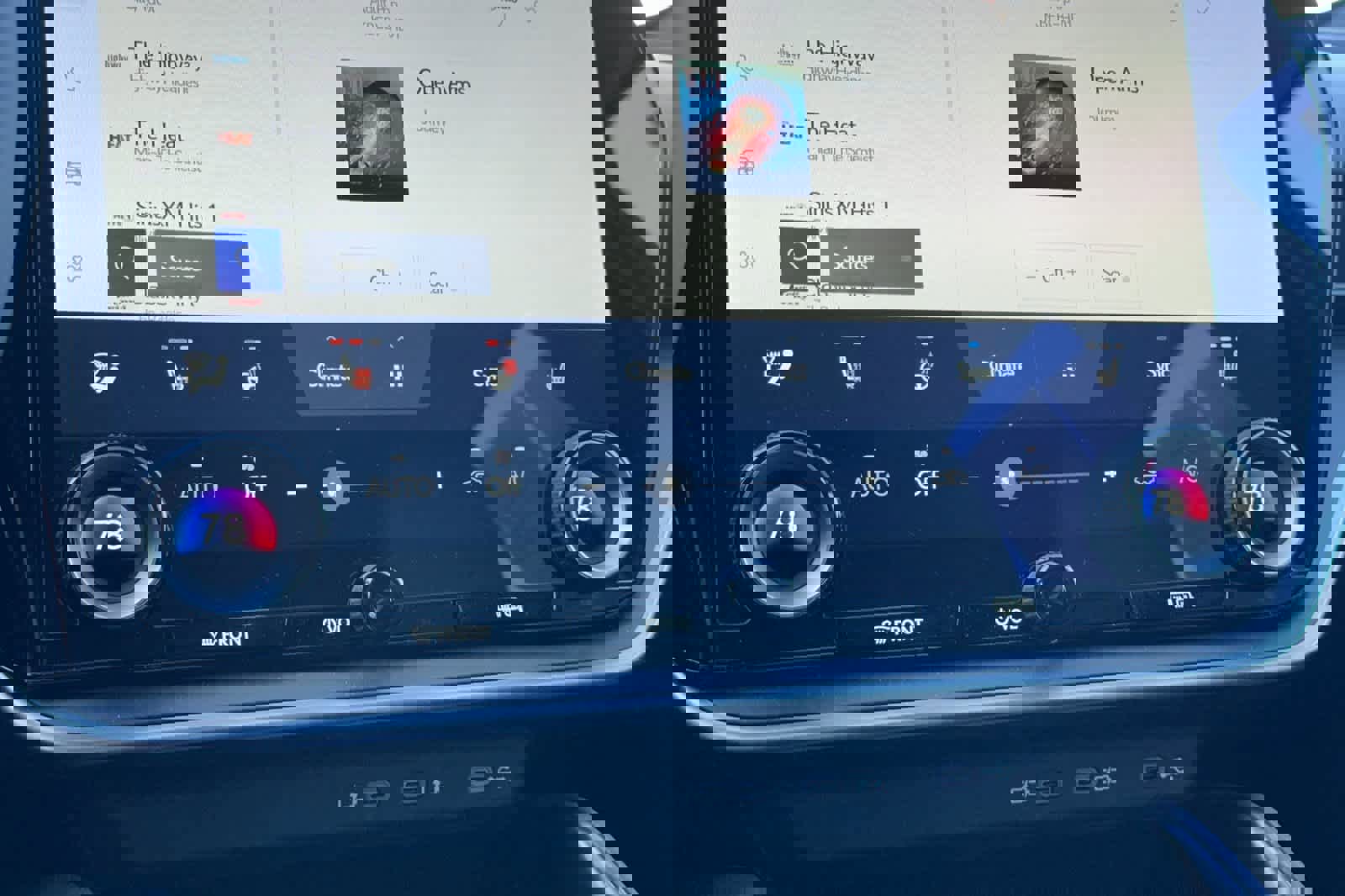 Certified 2025 Lexus RZ 300e w/ Accessory Package (Z2) image 22