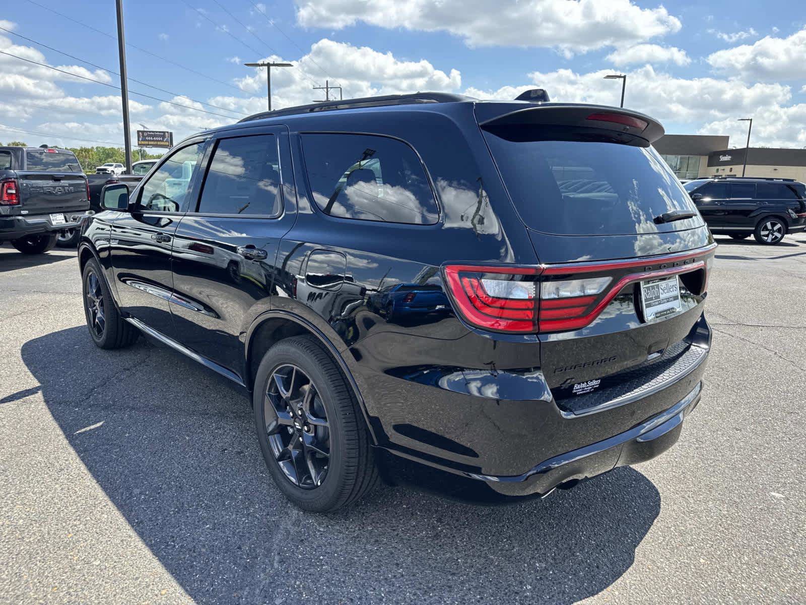 New 2026 Dodge Durango GT image 4