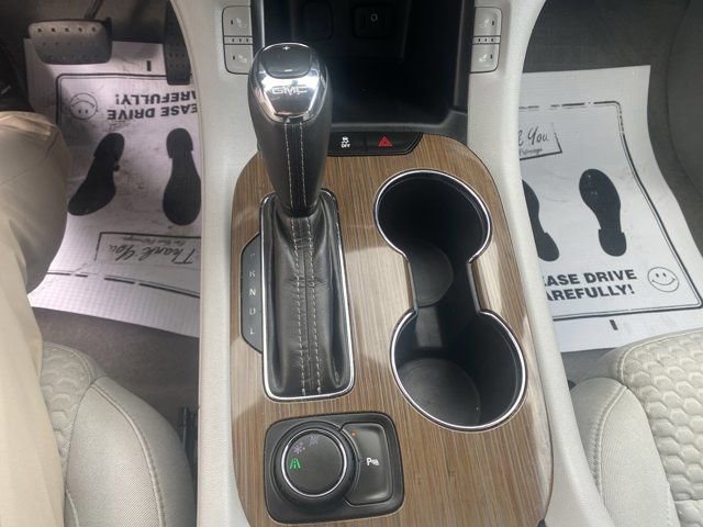 Used 2019 GMC Acadia SLE w/ Driver Alert Package I image 27