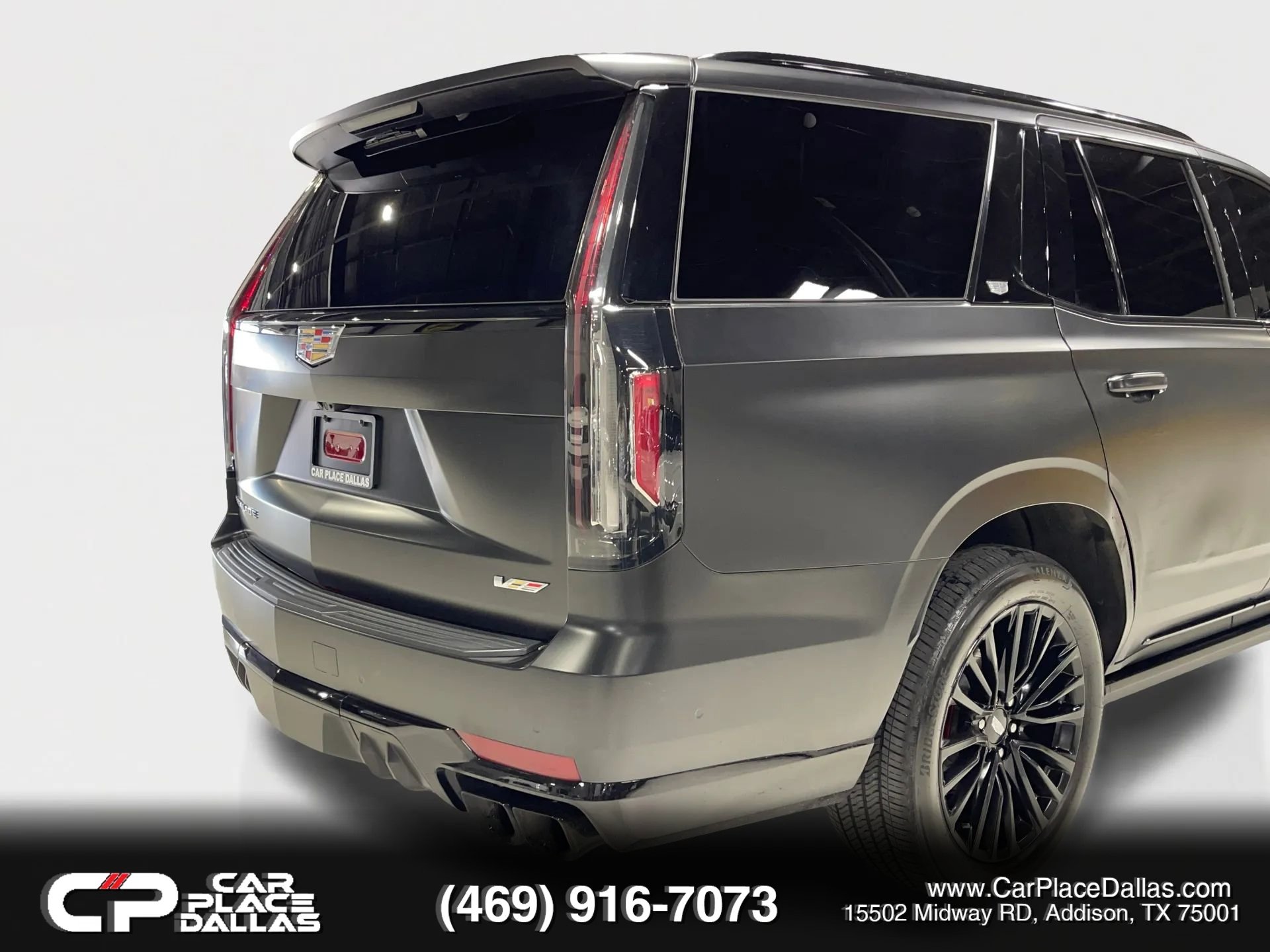 Used 2023 Cadillac Escalade V w/ Heavy-Duty Trailer Package AWD/4WD image 12