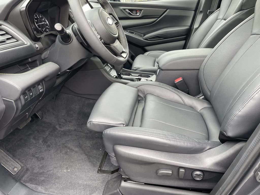 Certified 2025 Subaru Ascent Bronze Edition w/ Onyx Package image 22