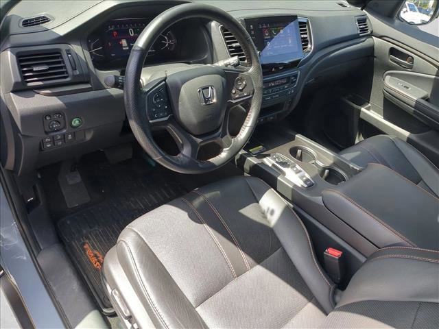 Used 2025 Honda Passport TrailSport image 10
