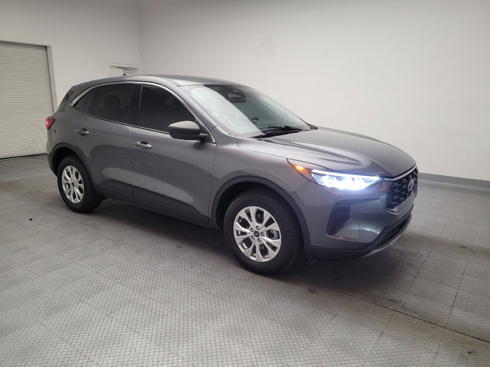 Used 2023 Ford Escape Active image 11