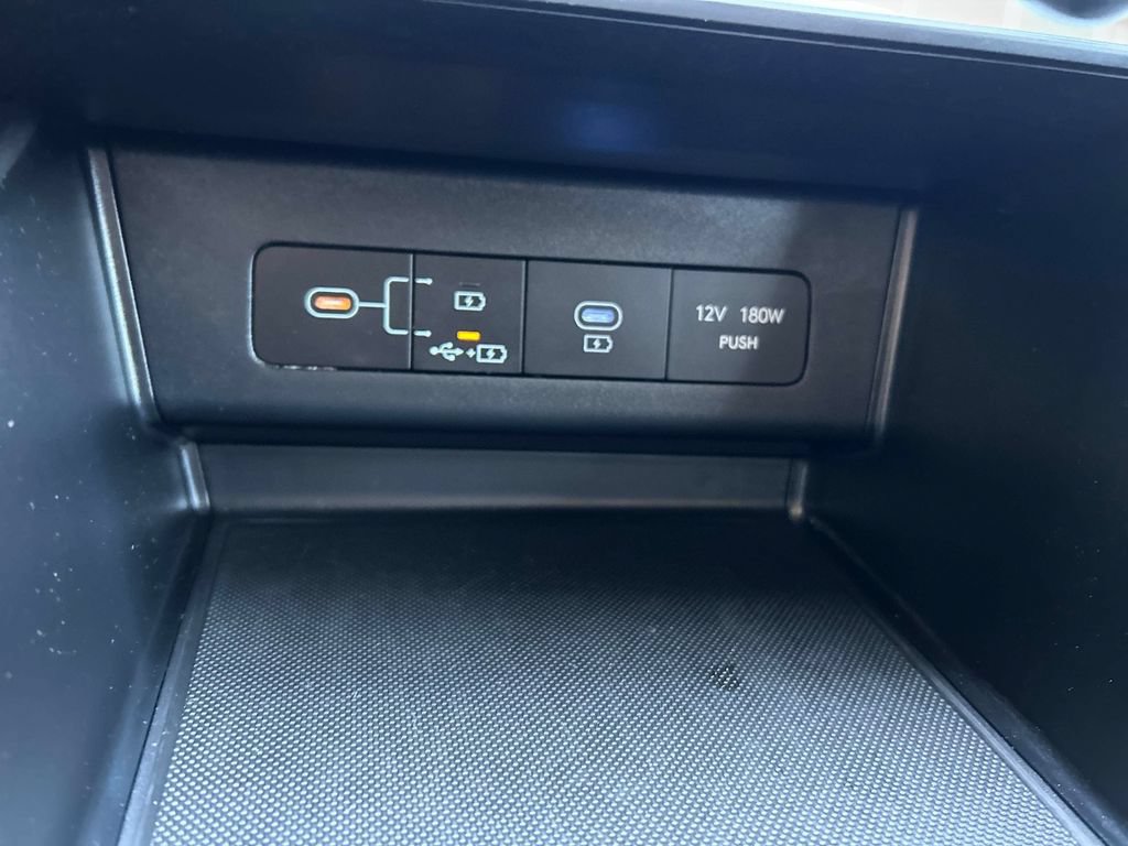 Used 2025 Hyundai Sonata SEL FWD image 29