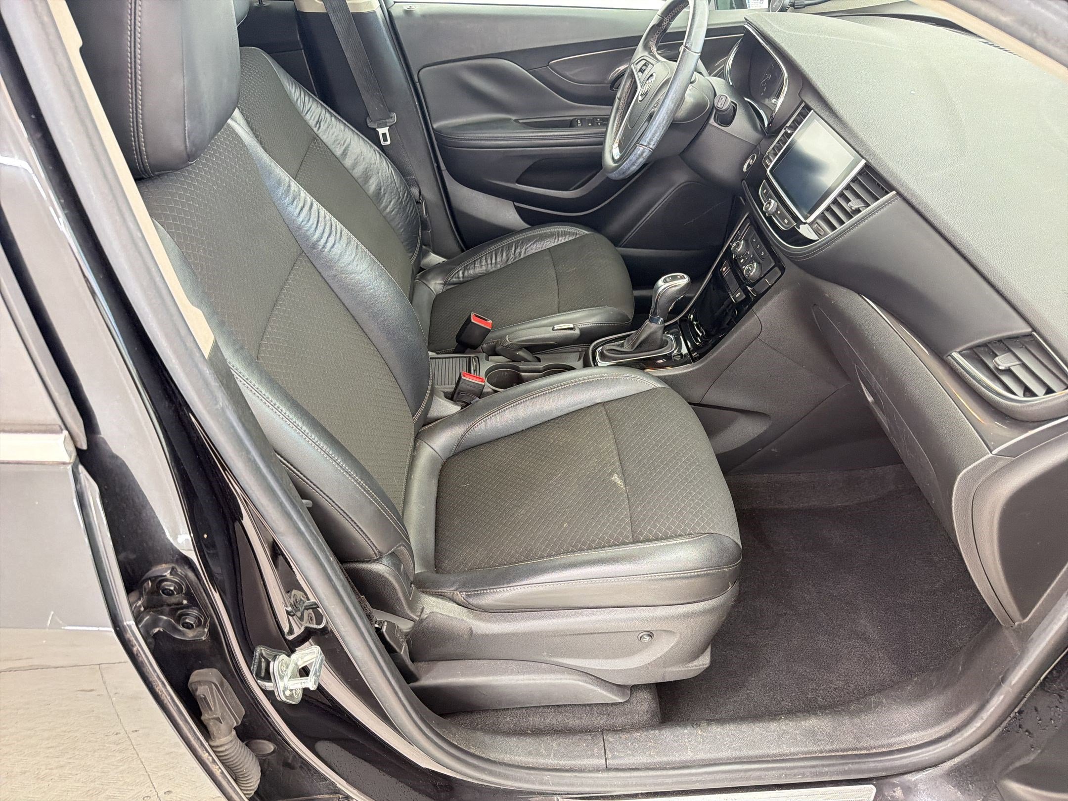 Used 2017 Buick Encore Preferred FWD image 25