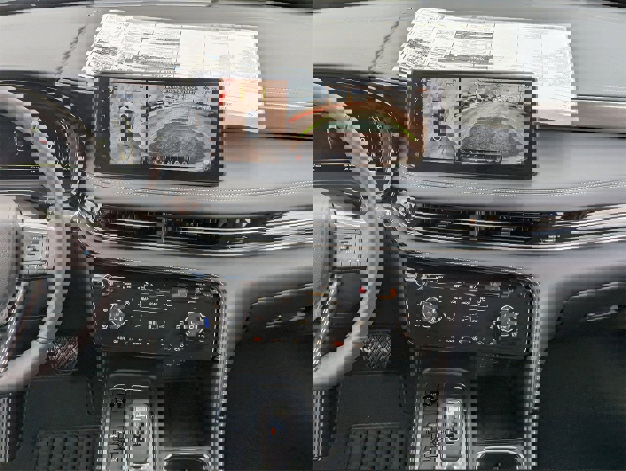 New 2026 INFINITI QX60 Luxe w/ Family Package image 23