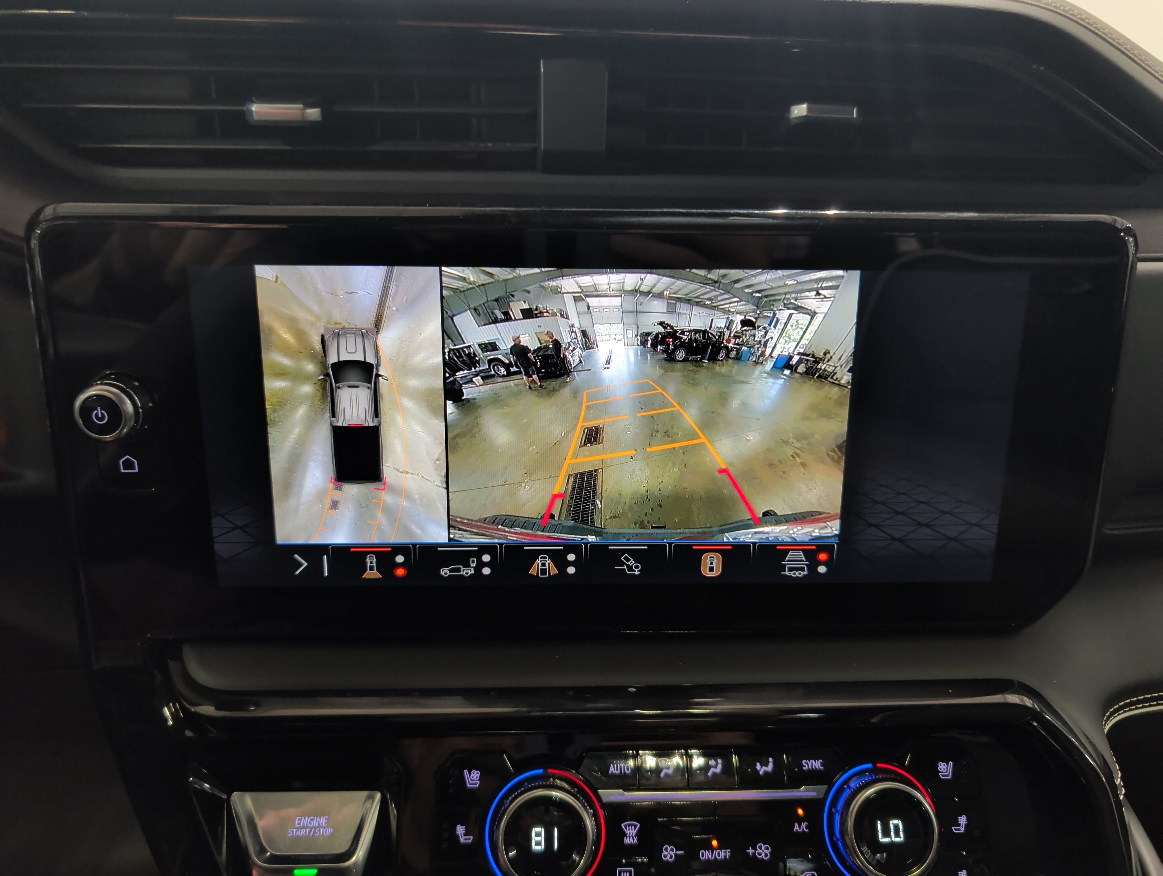 Used 2026 GMC Sierra 2500 AT4X w/ AT4X AEV Edition AWD/4WD image 14