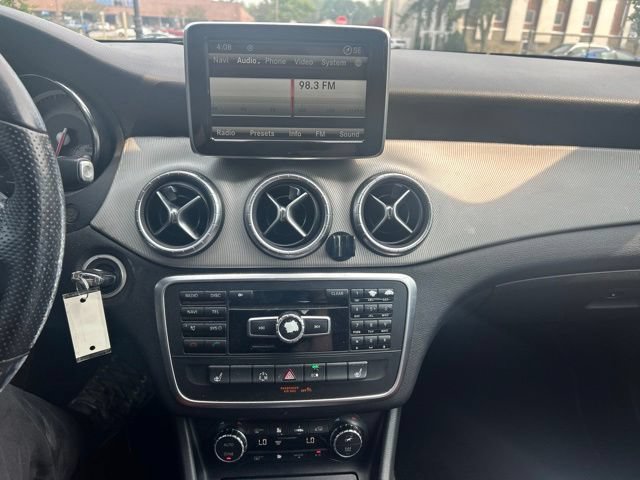 Used 2014 Mercedes-Benz CLA 250 image 37