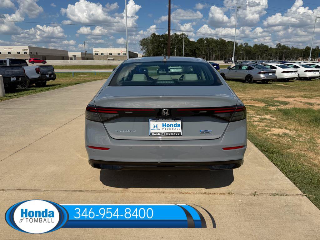 New 2026 Honda Accord Hybrid Touring image 5