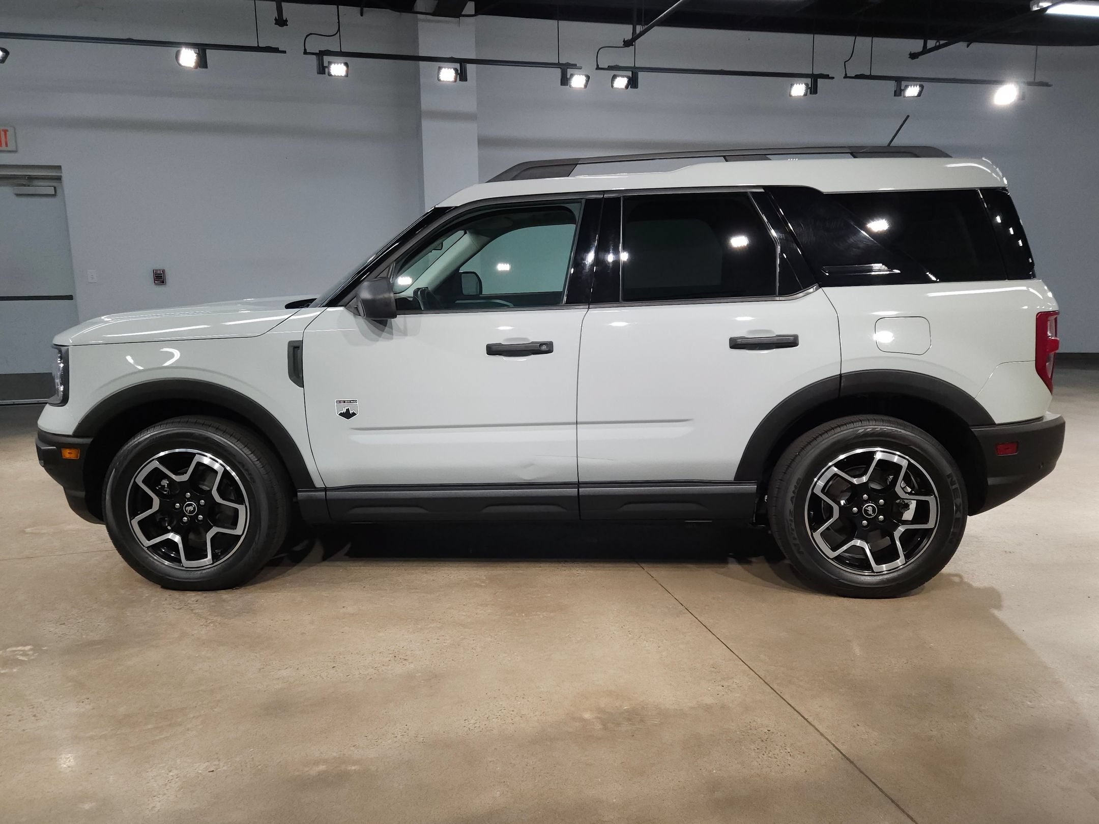 Used 2021 Ford Bronco Sport Big Bend w/ Big Bend Package AWD/4WD image 4