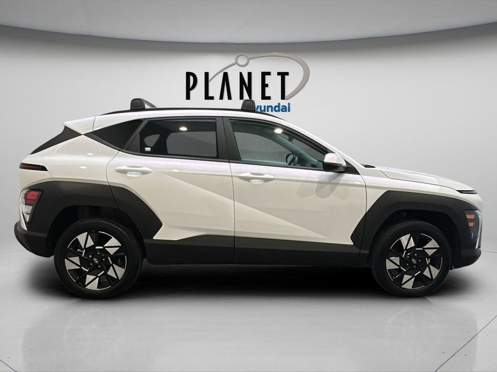 Certified 2025 Hyundai Kona SEL image 8