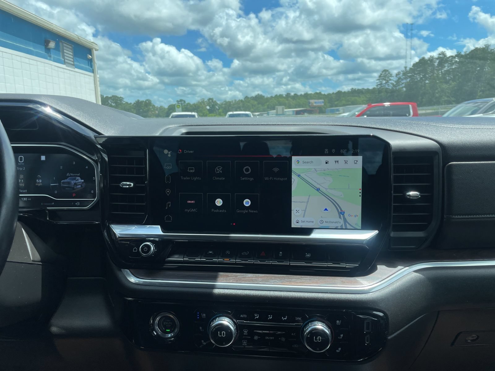 Used 2022 GMC Sierra 1500 SLT w/ SLT Convenience Package RWD image 10